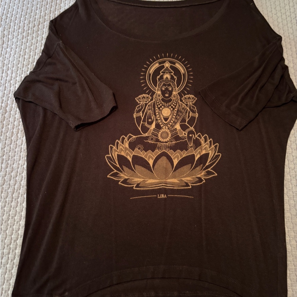 Lira Brown Gold Graphic Tee Relaxed Fit